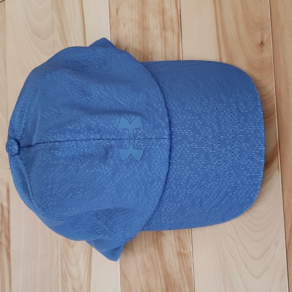 Under Armour women's cap